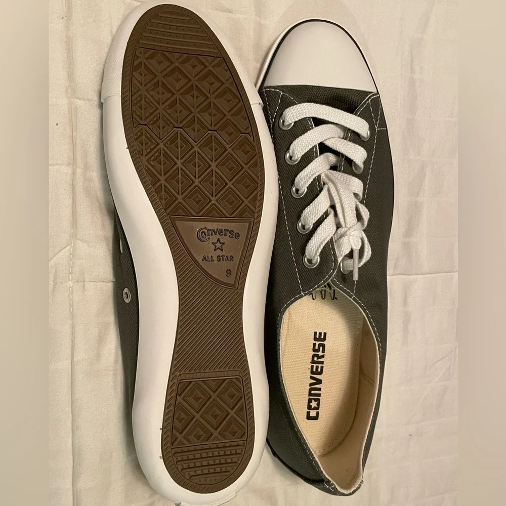 Women’s Size 7 Charcoal Converse Low-Tops - Picture 4 of 7